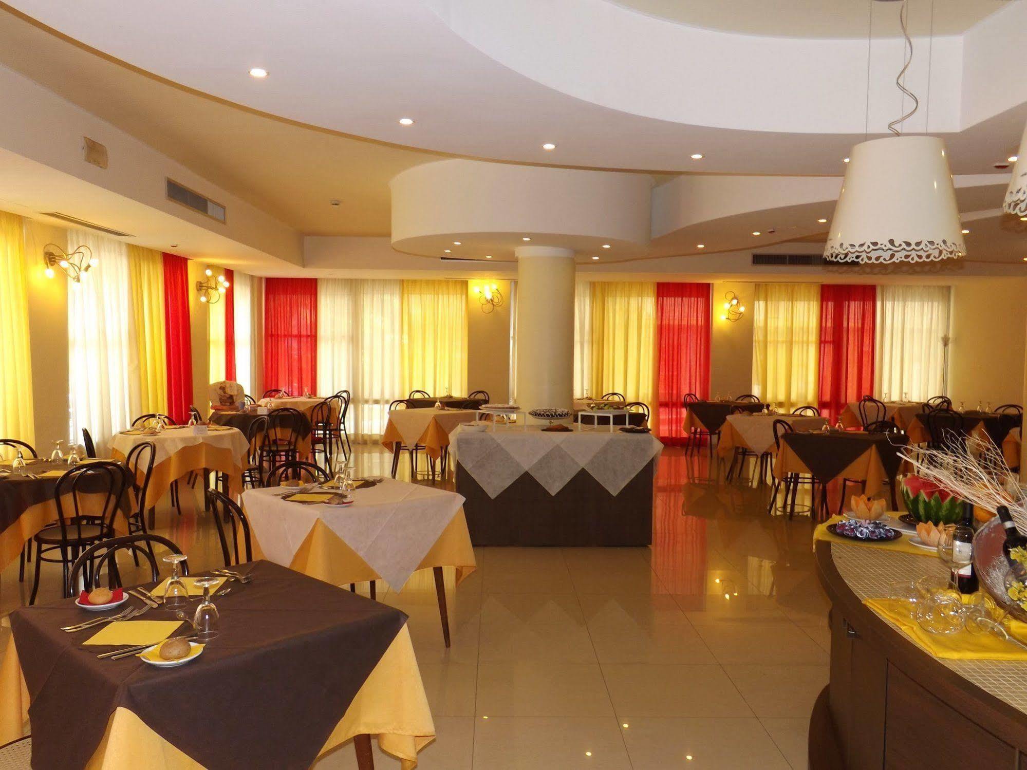 Hotel Mimosa Bellaria-Igea Marina Eksteriør bilde